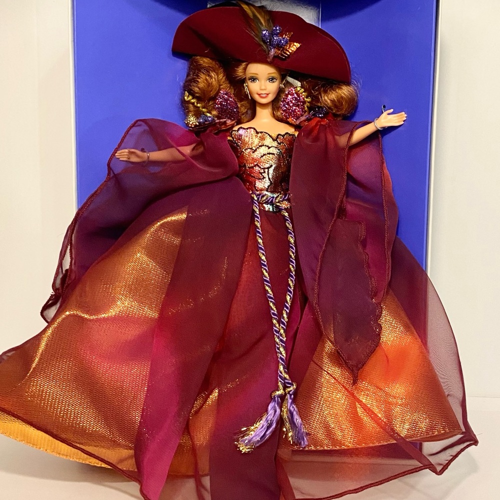 🌹🍃New In Box- Enchanted Seasons 1995 “Autumn Glory” Collectors Barbie Doll🍃🌹